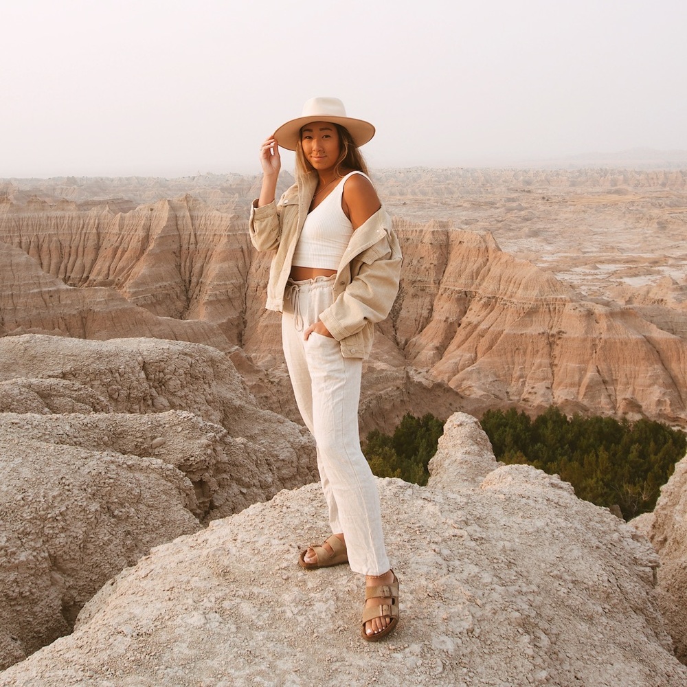 Princess Polly Beige Cropped Pants